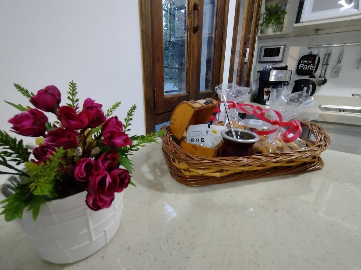 Aparts Temporarios Urquiza บัวโนสไอเรส ภายนอก รูปภาพ